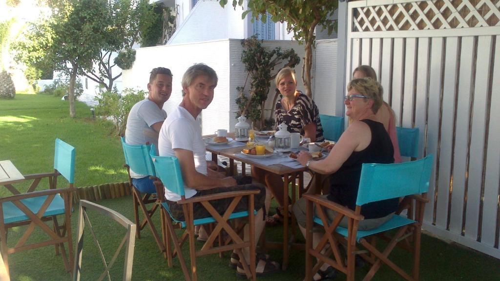 Maistrali Studios Batsi  Bagian luar foto